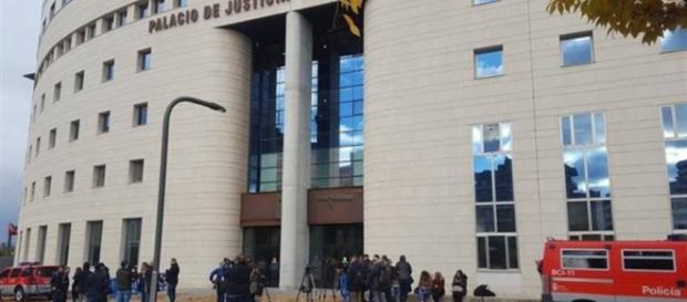 Más de tres horas de declaración de la víctima de la supuesta ... - tribunasalamanca.com Más de tres horas de declaración de la víctima de la supuesta ... - tribunasalamanca.com