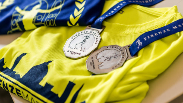 Firenze Marathon la maglietta (foto - firenzetoday.it)