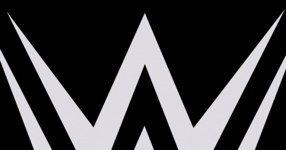 James Ellsworth says goodbye to WWE