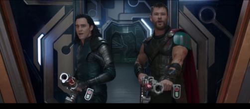 Thor and Loki shooting at Sakkarian Soldiers (Image Credit: MarvelEntertainment/YouTube-screencap)