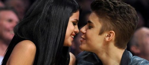 Selena Gomez e Justin Bieber: torna il sereno, effusioni in pubblico a Los Angeles