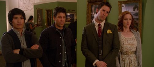 The Librarians looking at the fake Crown of King Arthur painting via The Librarians Wikia