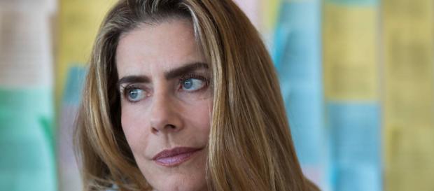 Maitê Proença foi uma das atrizes que não teve seu contrato renovado após anos de trabalho na Globo Maitê Proença foi uma das atrizes que não teve seu contrato renovado após anos de trabalho na Globo