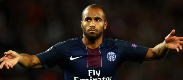 Lucas Moura é especulado em clubes brasileiro e reage no Twitter Lucas Moura é especulado em clubes brasileiro e reage no Twitter