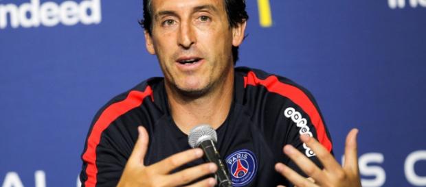 Unai Emery propose aux fans de faire la compo de PSG-Lyon - bfmtv.com Unai Emery propose aux fans de faire la compo de PSG-Lyon - bfmtv.com