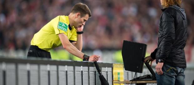 VfB Stuttgart gegen den 1. FC Köln: Videobeweis bringt dem VfB ... - stuttgarter-zeitung.de VfB Stuttgart gegen den 1. FC Köln: Videobeweis bringt dem VfB ... - stuttgarter-zeitung.de