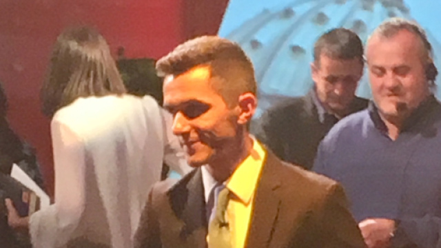 Kamil negli studi di Quarto Grado