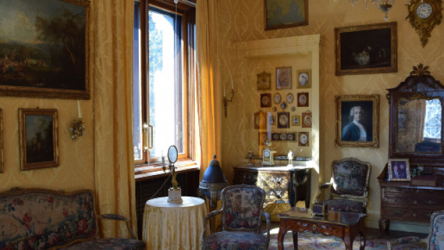 Villa Necchi Campiglio a Milano, casa dei FAI, presenta 21 opere d'arte, da Picasso a Modigliani