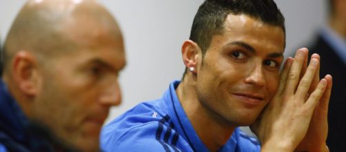 Cristiano Ronaldo: Zinedine Zidane should stay on as Real Madrid ... - eurosport.com