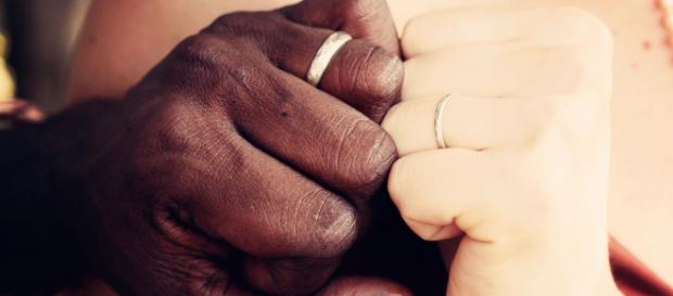Could online dating be the reason interracial marriages are on the rise? Photo by Free-Photos at Pixabay.com Creative Commons license. Could online dating be the reason interracial marriages are on the rise? Photo by Free-Photos at Pixabay.com Creative Commons license.