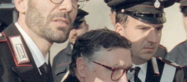 Mafia, morto il boss Totò Riina: la 'belva' che fece guerra allo Stato Mafia, morto il boss Totò Riina: la 'belva' che fece guerra allo Stato