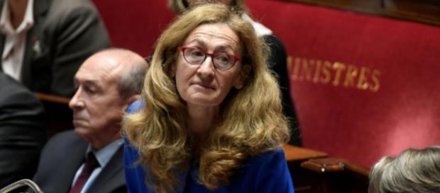 Majorité sexuelle à 11, 13, 15 ou 18 ans, qu'en pensez-vous Madame Belloubet, Ministre de la Justice ? Majorité sexuelle à 11, 13, 15 ou 18 ans, qu'en pensez-vous Madame Belloubet, Ministre de la Justice ?