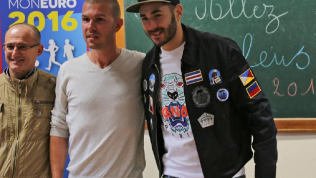 Equipes de France - Benzema à l'école Jean-Moulin à Bron - FFF - fff.fr