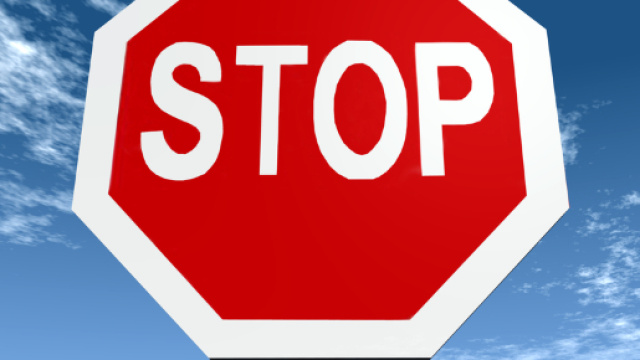 Il cartello stradale indicante lo stop