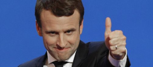 Macron propone ampliamento di sussidio di disoccupazione a chi si dimette