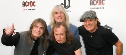 Malcolm Young dead - AC/DC guitarist and co-founder dies aged 64 ... - thesun.co.uk