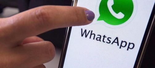 WhatsApp conserva le chat eliminate su iPhone - La Stampa - lastampa.it