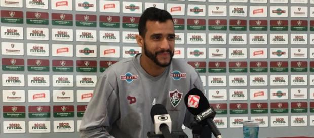 Henrique Dourado pede retorno de mentalidade de campeão ao Fluminense em 2018 (Foto: Globo.com) Henrique Dourado pede retorno de mentalidade de campeão ao Fluminense em 2018 (Foto: Globo.com)