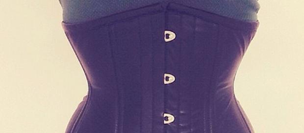 Is waist training good for us - Image credit - Erika Schoonmaker | Flickr Is waist training good for us - Image credit - Erika Schoonmaker | Flickr