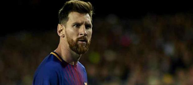 Leo Messi ainda não renovou seu contrato com o Barcelona Leo Messi ainda não renovou seu contrato com o Barcelona