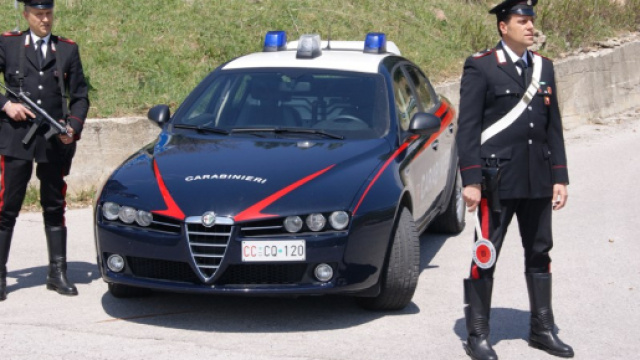 Carabiniere fa strage della famiglia nel tarantino