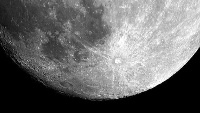 Diffusa online la 'prova' che lo sbarco sulla Luna non sia mai avvenuto
