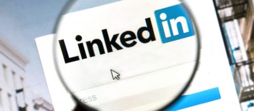 Come funziona LinkedIn? I consigli per usarlo - aleagostini.com