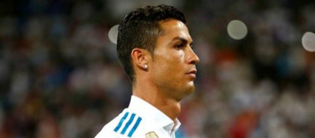 Real Madrid : Ronaldo déclenche une crise ! Real Madrid : Ronaldo déclenche une crise !