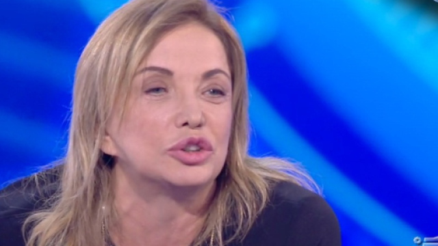 Grande Fratello Vip: Simona Izzo contro Cecilia e Belen Rodriguez