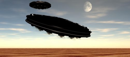 Marines filmano UFO nel deserto dell'Ariziona.