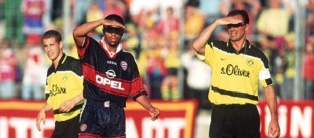 Bayern und Dortmund im Schlagabtausch (Quelle: tz.de) Bayern und Dortmund im Schlagabtausch (Quelle: tz.de)