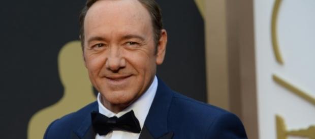 La cadena decide suspender la producción tras las acusaciones contra su protagonista La cadena decide suspender la producción tras las acusaciones contra su protagonista
