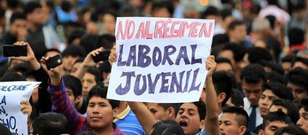 Huelga general de jóvenes por mejoras en régimen laboral Huelga general de jóvenes por mejoras en régimen laboral