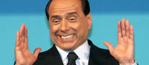 Berlusconi promette la pensione minima a 1000 euro