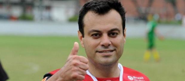 Eric Faria ficou irritado com a indireta Eric Faria ficou irritado com a indireta