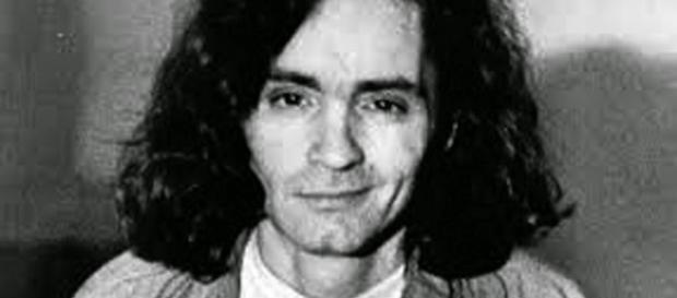 Escrito con Sangre... ¡El Website de los Asesinos!: Charles Manson ... - blogspot.com Escrito con Sangre... ¡El Website de los Asesinos!: Charles Manson ... - blogspot.com