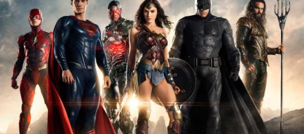 La Liga de la Justicia ya se encuentra en cines La Liga de la Justicia ya se encuentra en cines