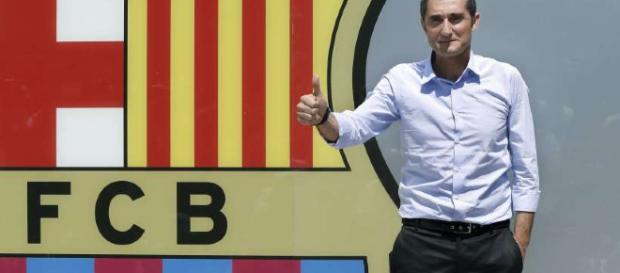 Mercato : Le FC Barcelone sur une jeune pépite de l'Ajax Amsterdam Mercato : Le FC Barcelone sur une jeune pépite de l'Ajax Amsterdam