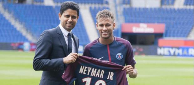 Quand Neymar a rejoins le Paris Saint Germain Quand Neymar a rejoins le Paris Saint Germain