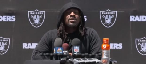 Raiders rusher Marshawn Lynch is the latest victim of U.S. President Donald Trump on Twitter -- Raiders Cafe via YouTube Raiders rusher Marshawn Lynch is the latest victim of U.S. President Donald Trump on Twitter -- Raiders Cafe via YouTube