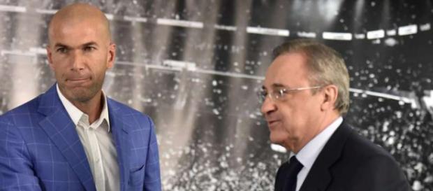 Real Madrid : Florentino Pérez sonde un grand entraîneur ! Real Madrid : Florentino Pérez sonde un grand entraîneur !