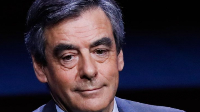 François Fillon : retiré de la vie politique, son salaire est énorme ! - public.fr