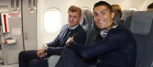 Cristiano Ronaldo, tout sourire dans l'avion ! (Instagram @cristiano)