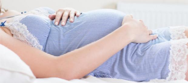 A grávida deve ficar atenta quanto a melhor posição para dormir A grávida deve ficar atenta quanto a melhor posição para dormir