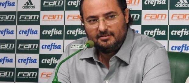 Executivo de futebol está incomodado com o trabalho de Valentim Executivo de futebol está incomodado com o trabalho de Valentim