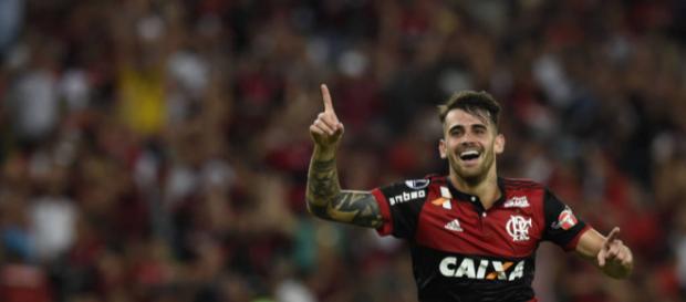 Felipe Vizeu comemora gol da virada flamenguista. Foto: Léo Correa/AFP Felipe Vizeu comemora gol da virada flamenguista. Foto: Léo Correa/AFP