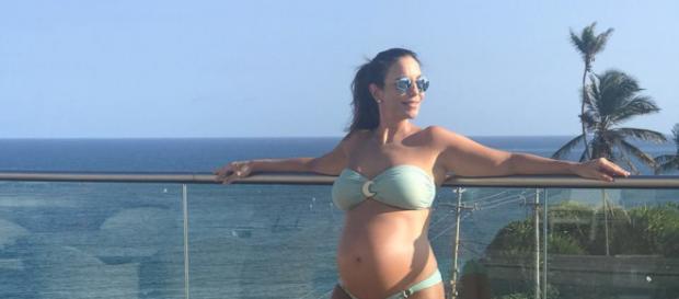 Ivete Sangalo posta foto de biquíni e arrasa no Instagram Ivete Sangalo posta foto de biquíni e arrasa no Instagram