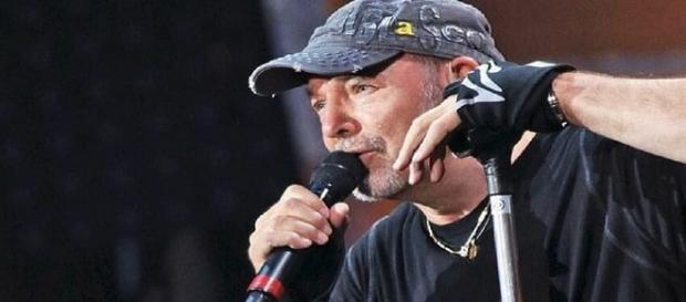 Vasco Rossi, arriva un sorprendente annuncio Vasco Rossi, arriva un sorprendente annuncio