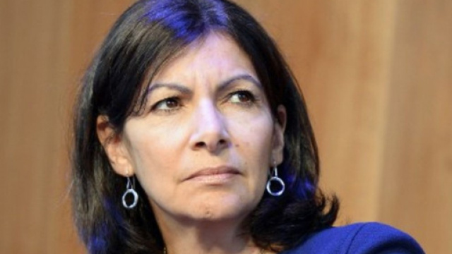 Anne Hidalgo d&eacute;zingue Hollande, Valls et Macron, "responsables de ... - infos15.com