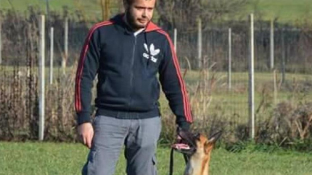 L'addestratore 26enne non sarebbe morto per i morsi del bull terrier